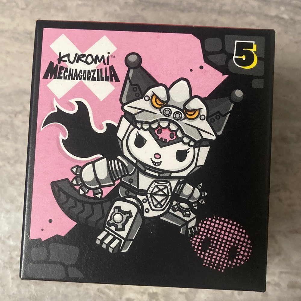 Cell phone accessory box